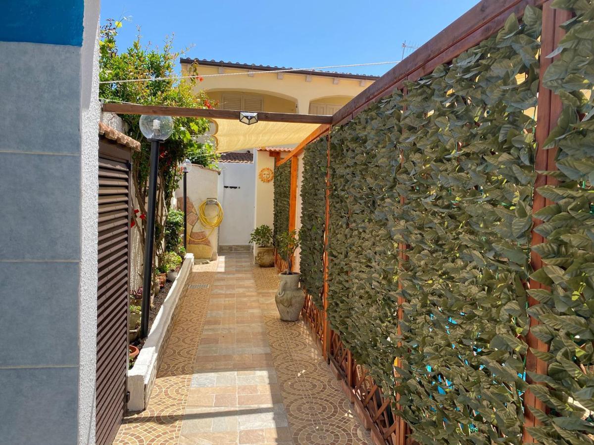 Casa Vacanze Il Faro Murta Maria Exterior photo